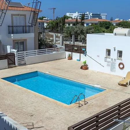 Sirena Bay דירה
