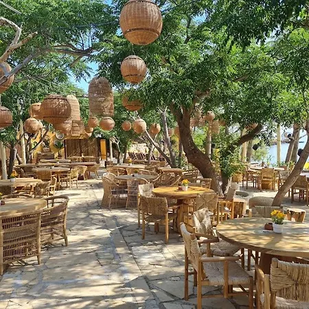 Sirena Bay
